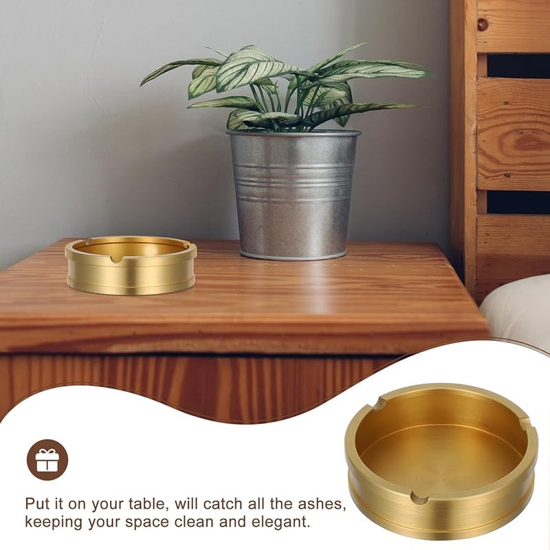 منفضة سجائر نحاسية بلمسة نهائية من الذهب المشطوف، حامل رماد دائري للمنزل والمكتب والشرفة. - Image 3